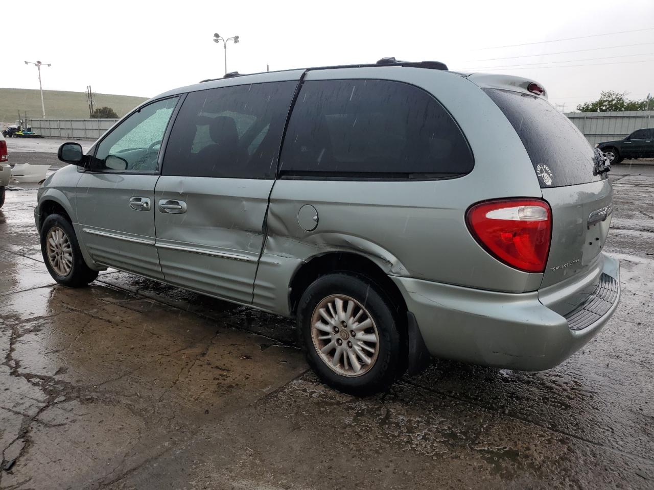 2004 Chrysler Town & Country Touring VIN: 2C4GP54L14R589972 Lot: 61873205