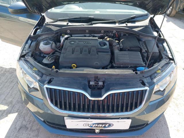 2016 SKODA OCTAVIA SE