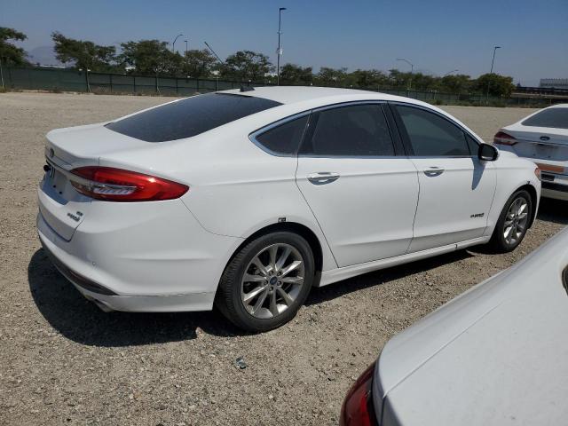 Седани FORD FUSION 2017 Білий