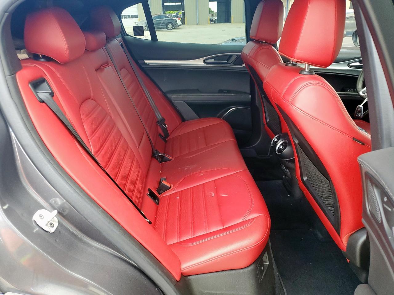 2022 Alfa Romeo Stelvio Ti VIN: ZASPAKBN4N7D42587 Lot: 62173815