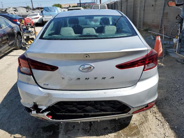  HYUNDAI ELANTRA 2020 Srebrny