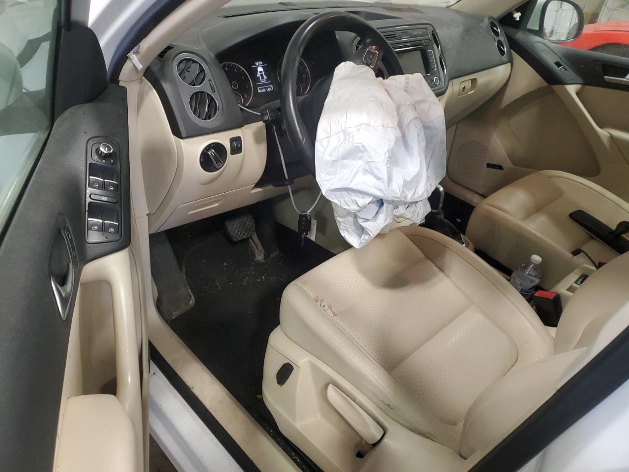 2015 Volkswagen Tiguan S VIN: WVGBV7AX0FW520876 Lot: 61089245