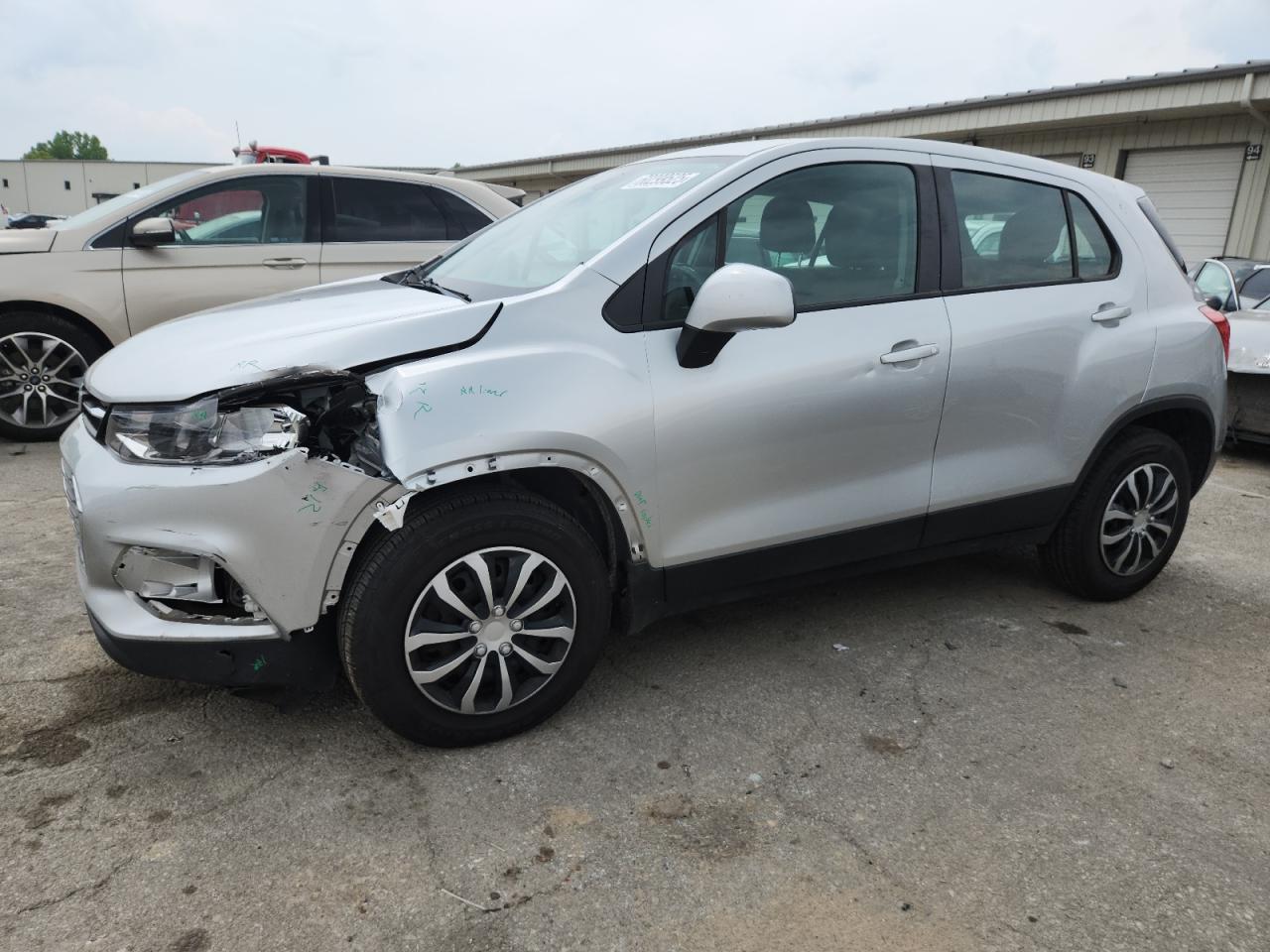 2018 Chevrolet Trax Ls zu verkaufen in Louisville, KY - Front End