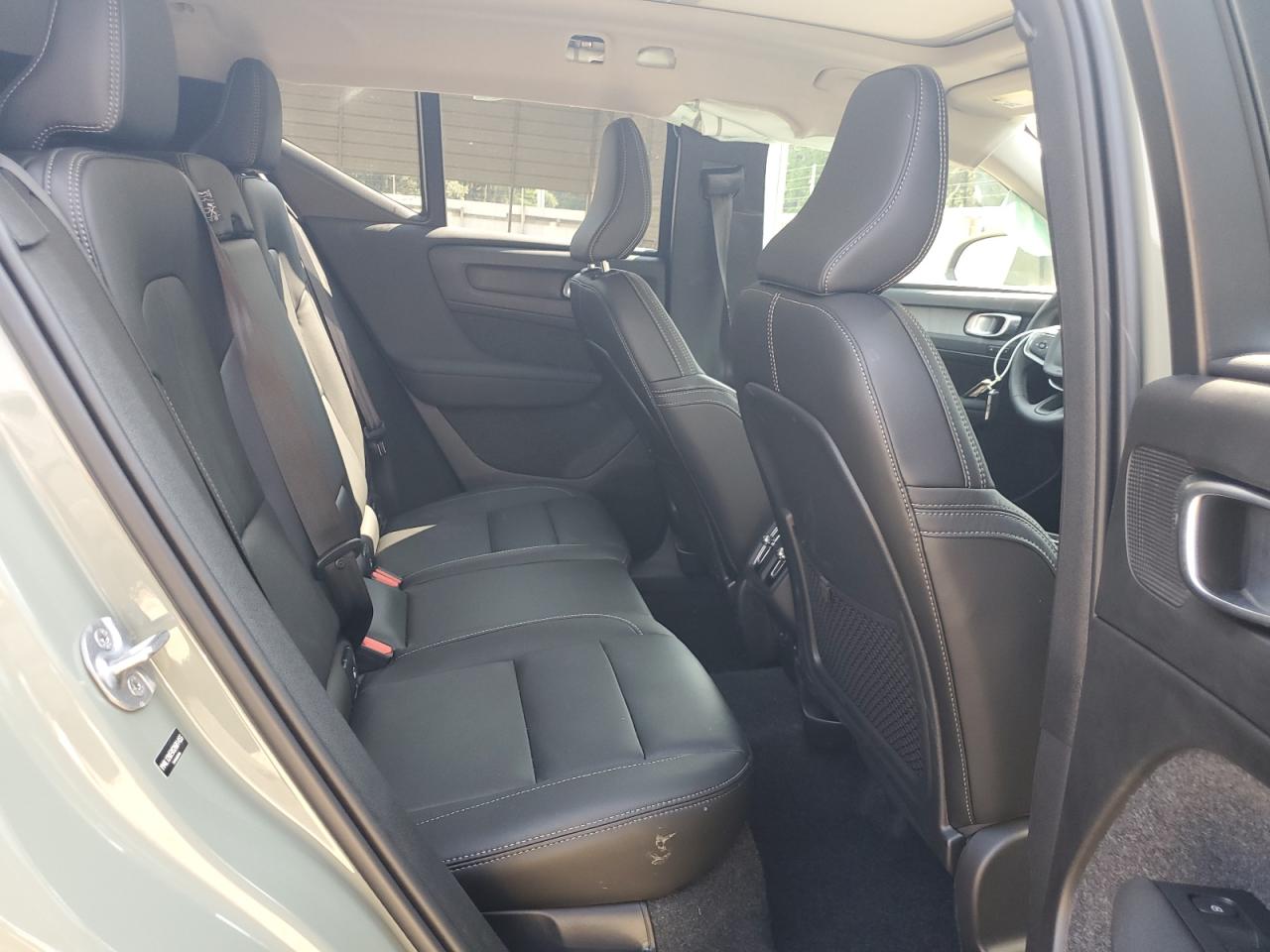 2025 Volvo Xc40 Plus VIN: YV4L12UE9S2601455 Lot: 60730115
