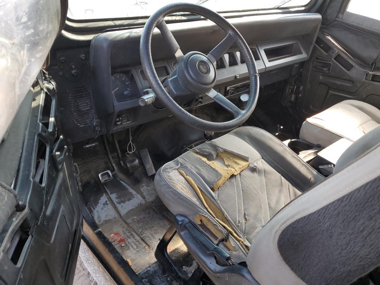 1992 Jeep Wrangler / Yj Renegade VIN: 2J4FY69S4NJ550950 Lot: 62849315