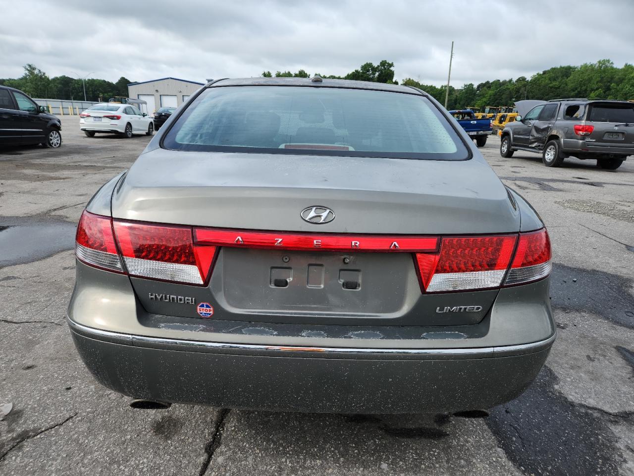 2008 Hyundai Azera Se VIN: KMHFC46F18A253303 Lot: 60263525