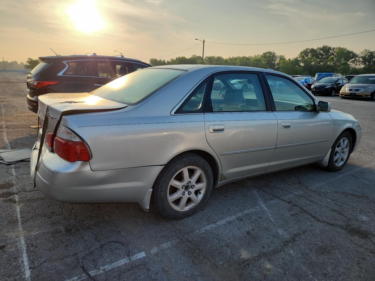 TOYOTA AVALON 2003 VIN 4T1BF28B73U272708 фото 3