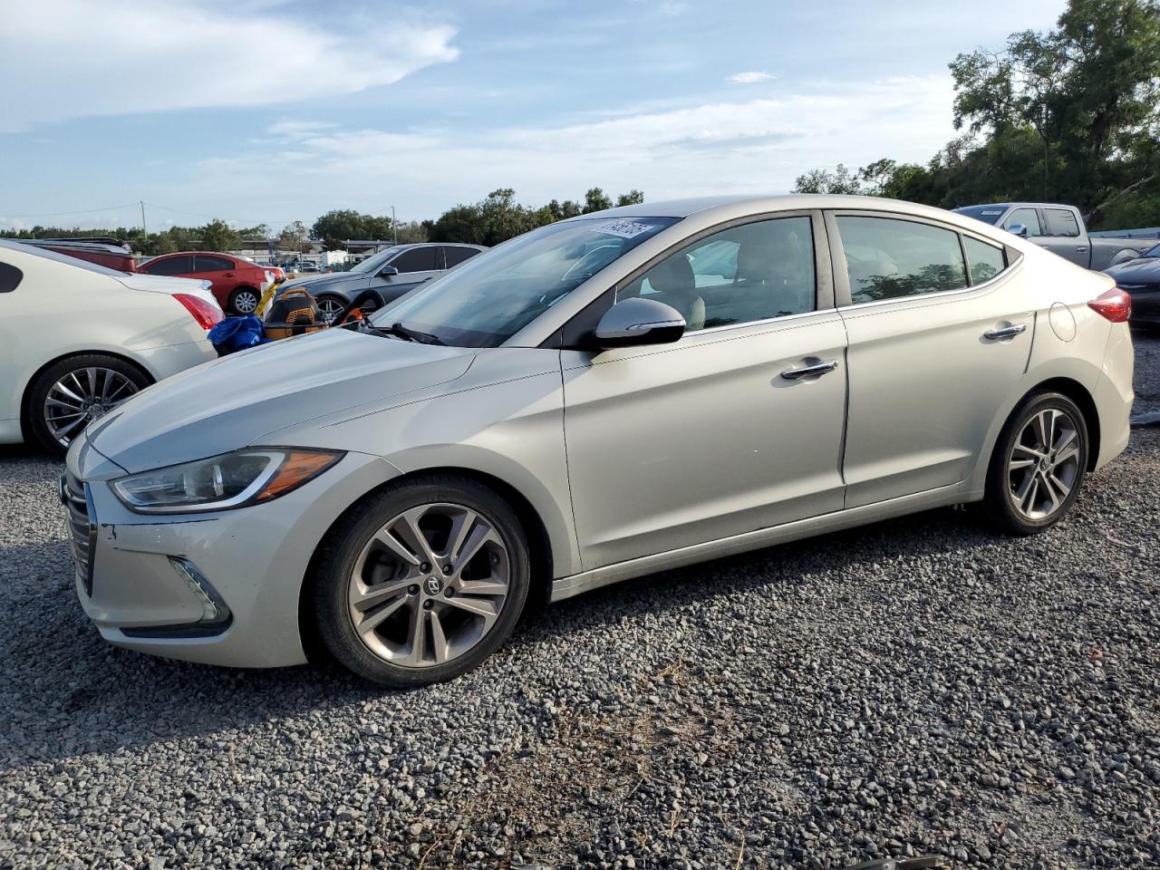 2017 Hyundai Elantra Se na sprzedaż w Riverview, FL - Front End