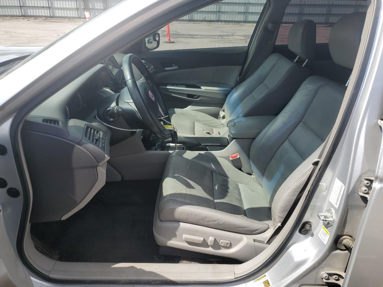 2009 Honda Accord Exl VIN: 1HGCP36829A013669 Lot: 60031055