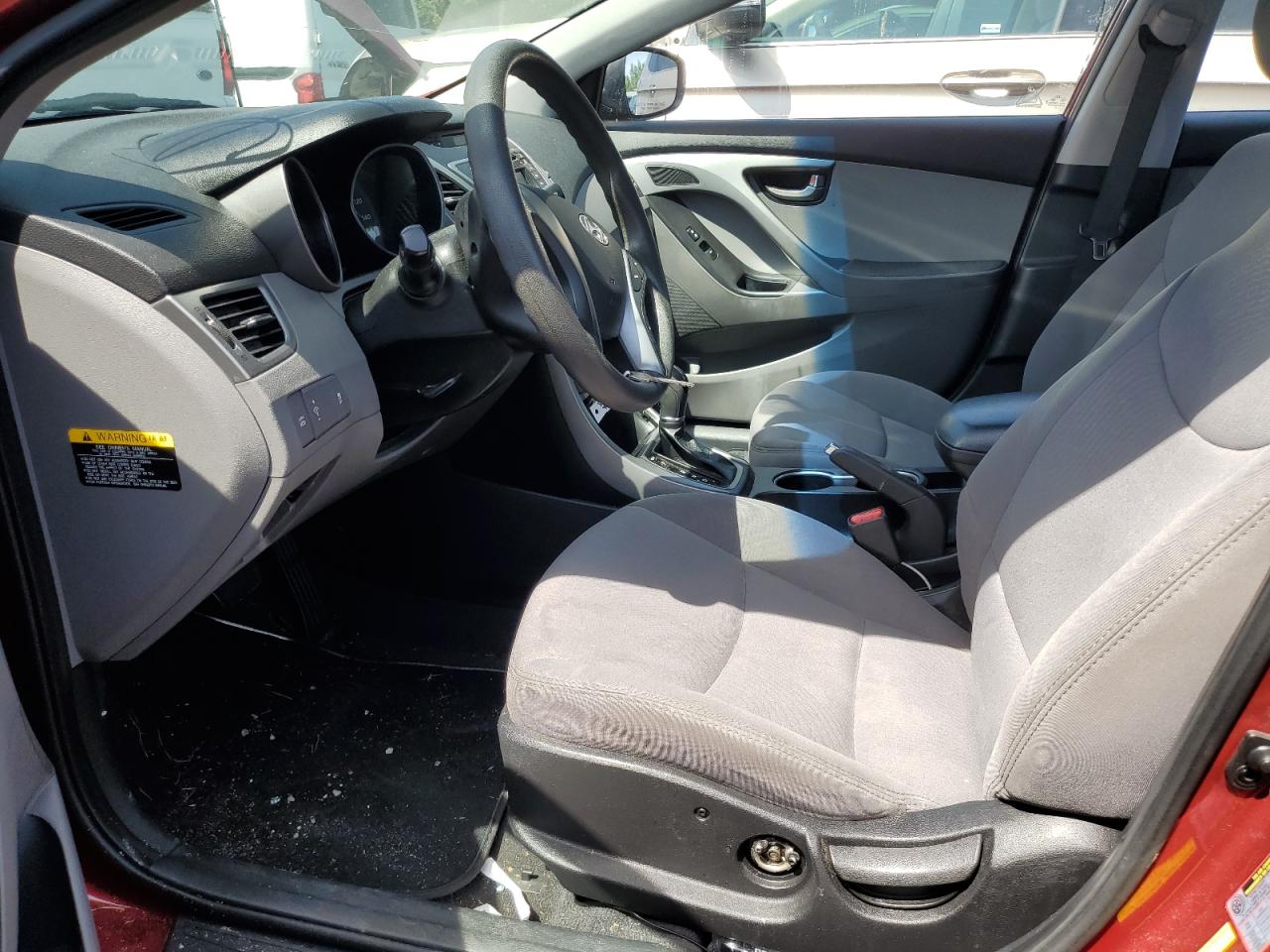 2016 Hyundai Elantra - Image 7