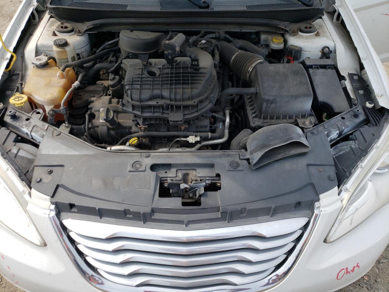2012 Chrysler 200 Touring VIN: 1C3CCBBG1CN131637 Lot: 60828415