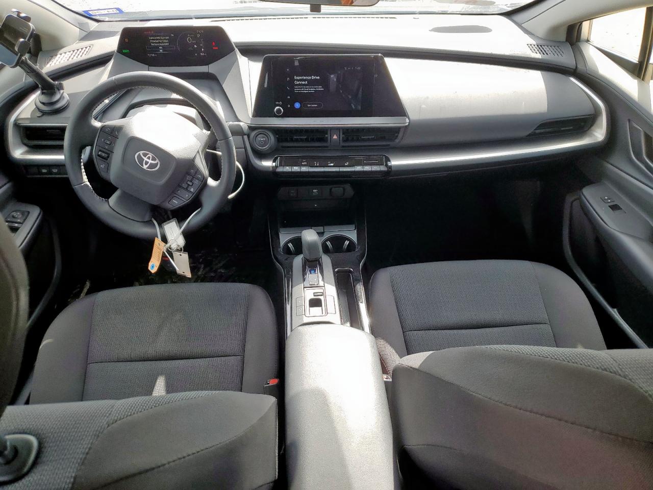 2024 Toyota Prius Le VIN: JTDACAAU5R3026320 Lot: 63051115