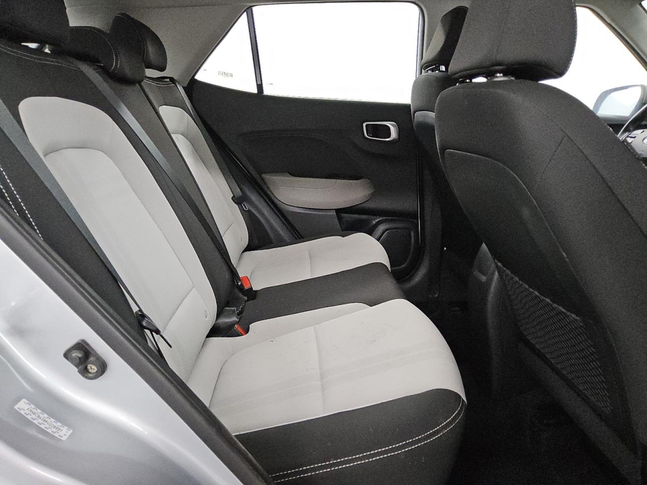2023 Hyundai Venue Sel VIN: KMHRC8A30PU220887 Lot: 62920485