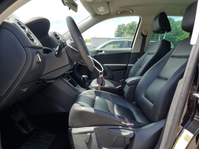  VOLKSWAGEN TIGUAN 2012 Черный