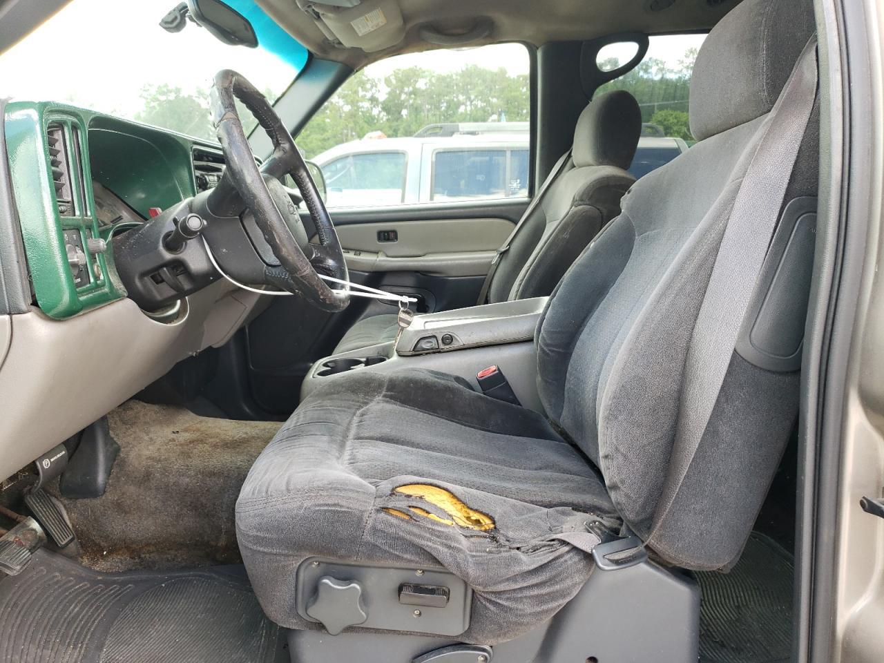 2002 Chevrolet Tahoe C1500 VIN: 1GNEC13V82J201885 Lot: 61088785