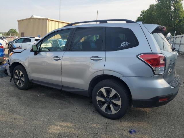 SUBARU FORESTER 2017 Srebrny