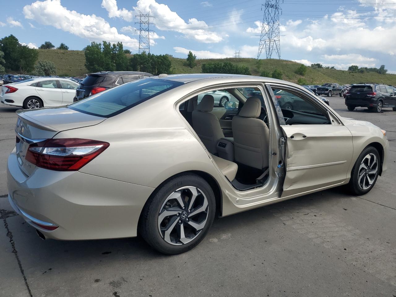 HONDA ACCORD 2016 VIN 1HGCR3F81GA015954 zdjęcie 3