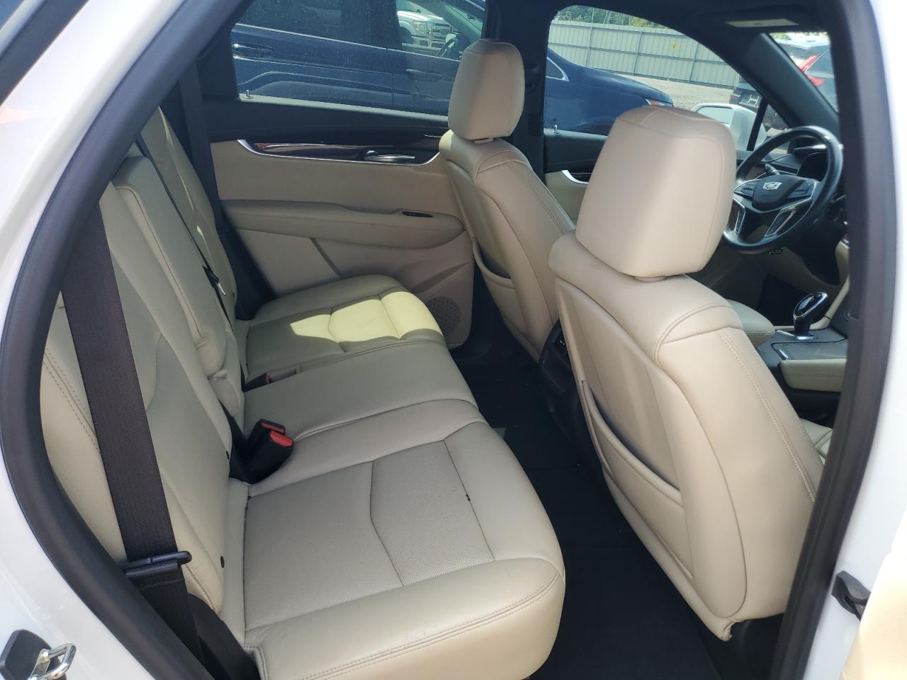 2017 Cadillac Xt5 Luxury VIN: 1GYKNBRS4HZ159258 Lot: 61993935