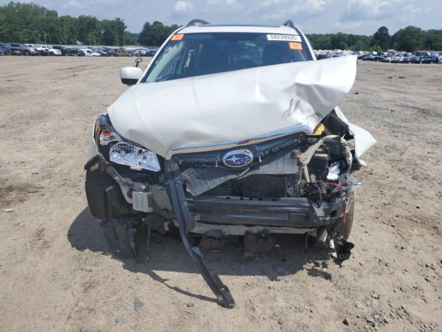  SUBARU FORESTER 2016 White