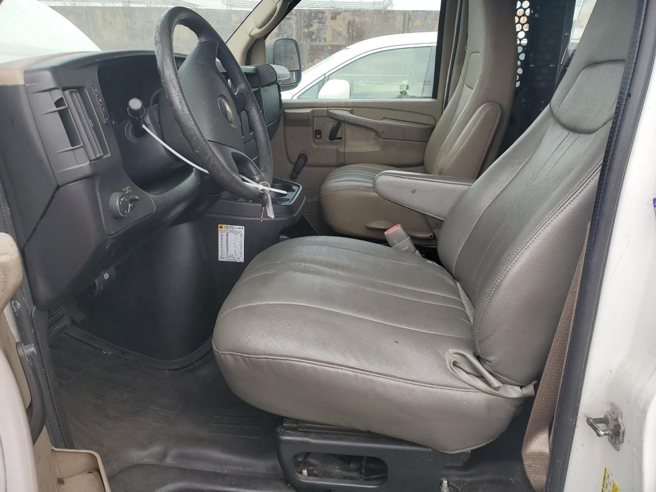 2011 Chevrolet Express G2500 VIN: 1GCWGFCB0B1129746 Lot: 62460395