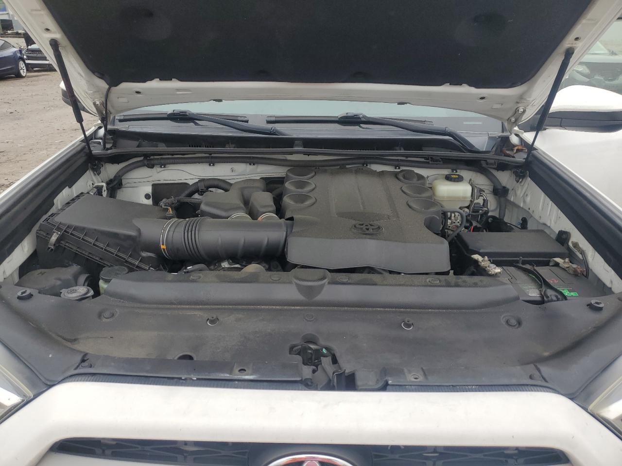 2018 Toyota 4Runner Sr5/Sr5 Premium VIN: JTEBU5JR1J5576543 Lot: 61233805