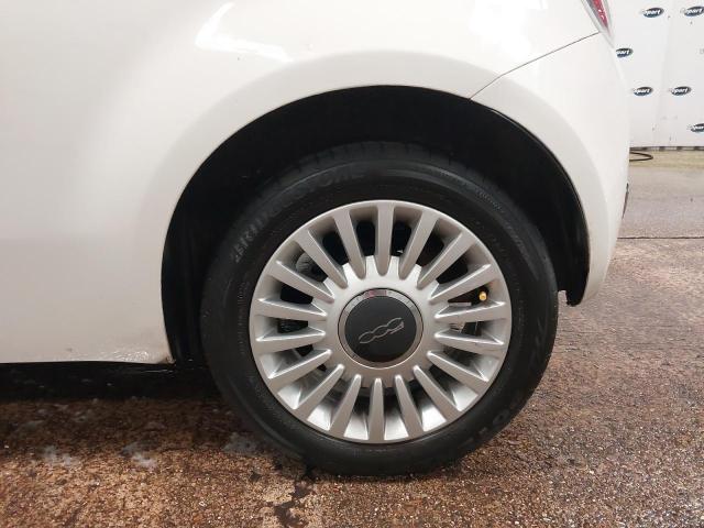 2013 FIAT 500 LOUNGE
