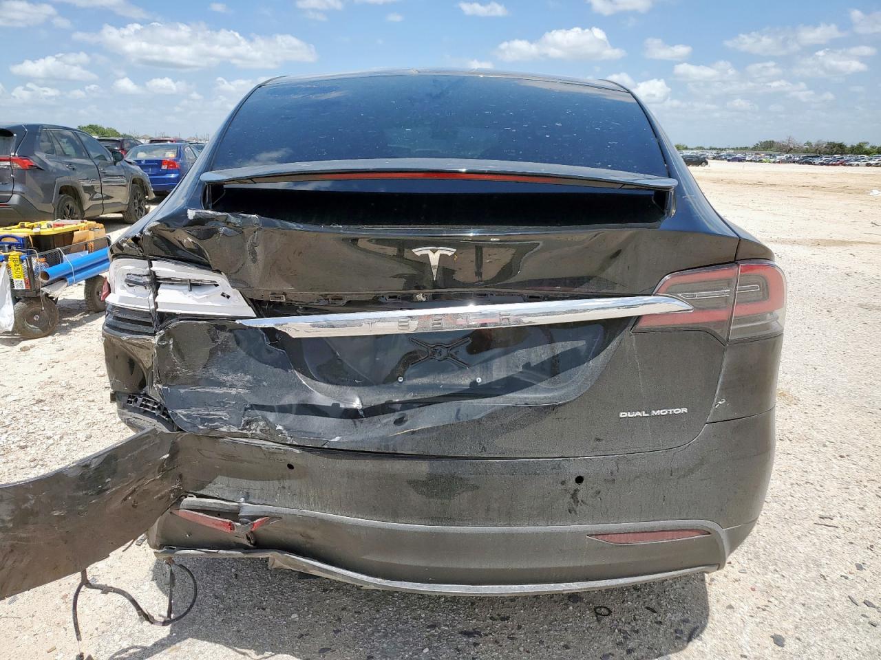 2021 Tesla Model X VIN: 5YJXCBE29MF324762 Lot: 61408035