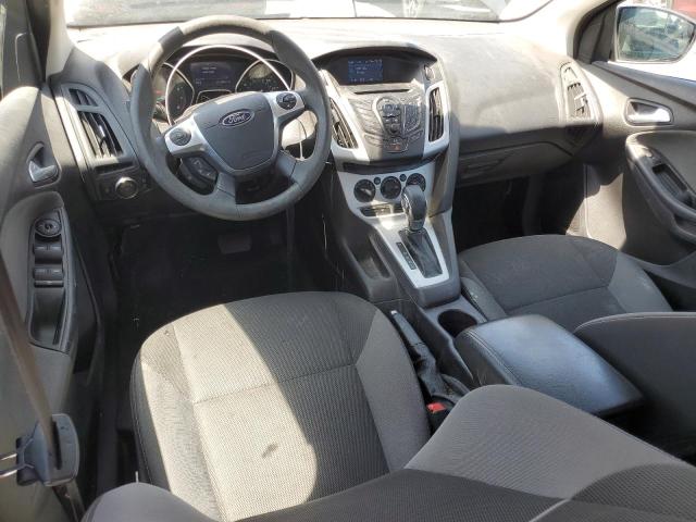 Sedans FORD FOCUS 2014 Szary