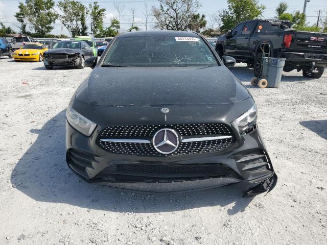  MERCEDES-BENZ A-CLASS 2019 Czarny