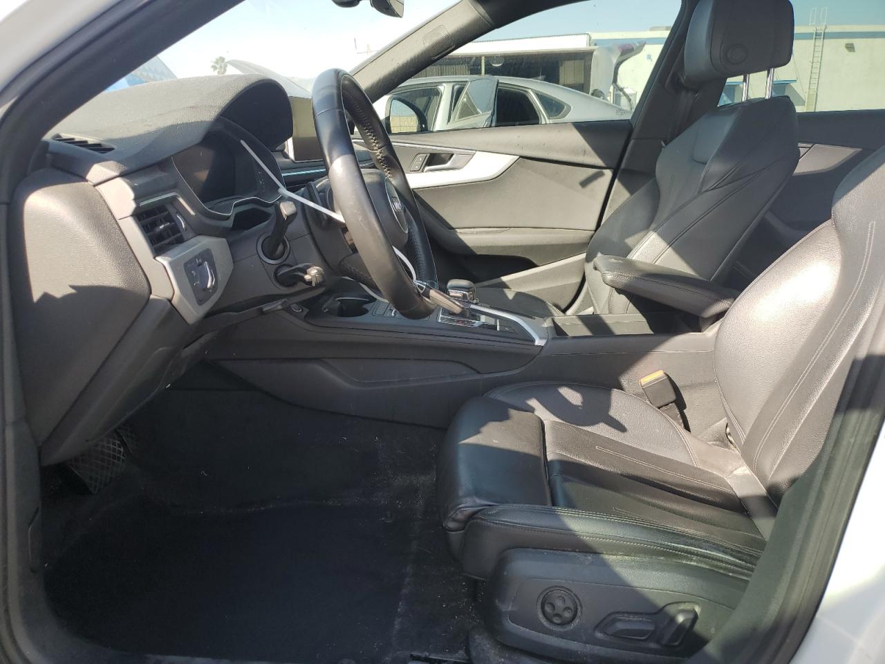 2018 Audi A4 Premium Plus VIN: WAUENAF4XJA144896 Lot: 61600595