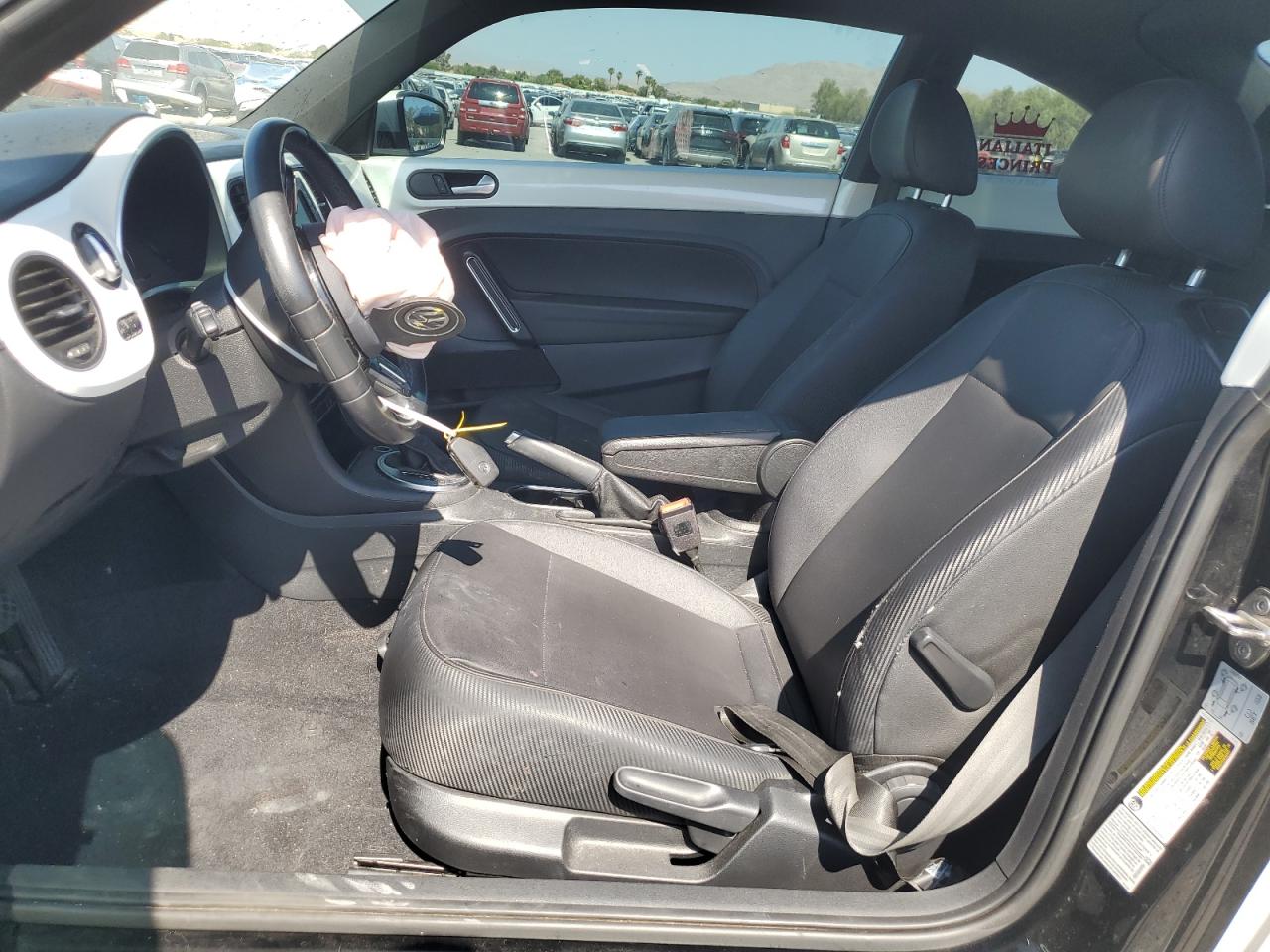 2016 Volkswagen Beetle Se VIN: 3VWJ17AT1GM633601 Lot: 62905435