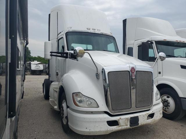 2014 Kenworth T680 Semi Truck