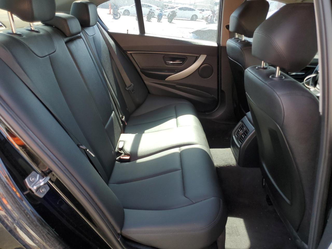 2015 BMW 320 I VIN: WBA3B1C53FK139814 Lot: 62793605