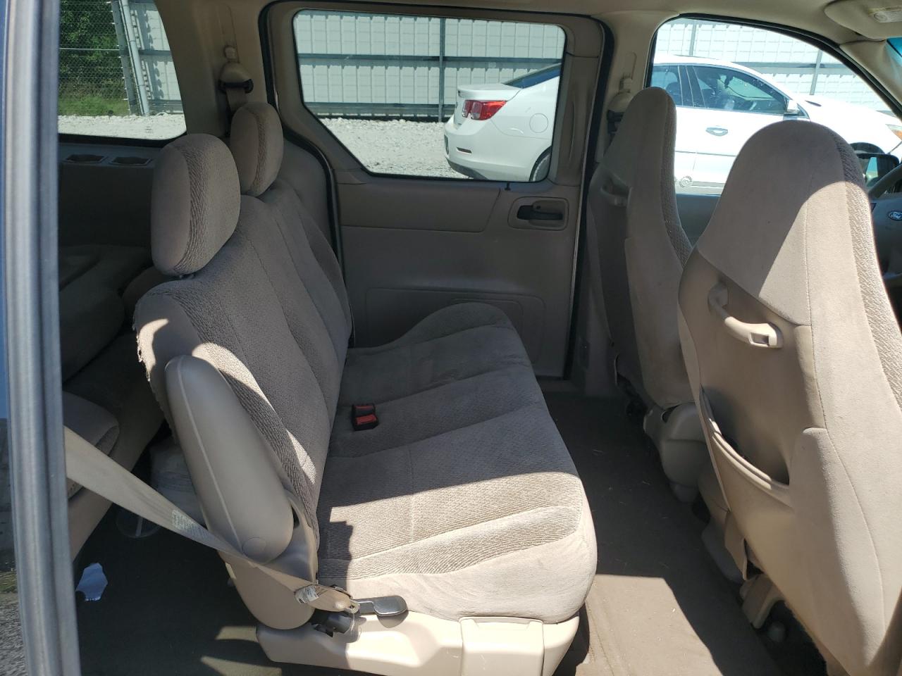 2002 Ford Windstar Lx VIN: 2FMZA51492BB03109 Lot: 61810345
