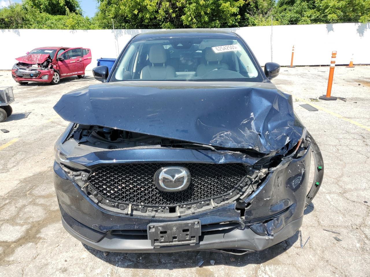 MAZDA CX-5 2019 VIN JM3KFACM5K1570060 photo 5
