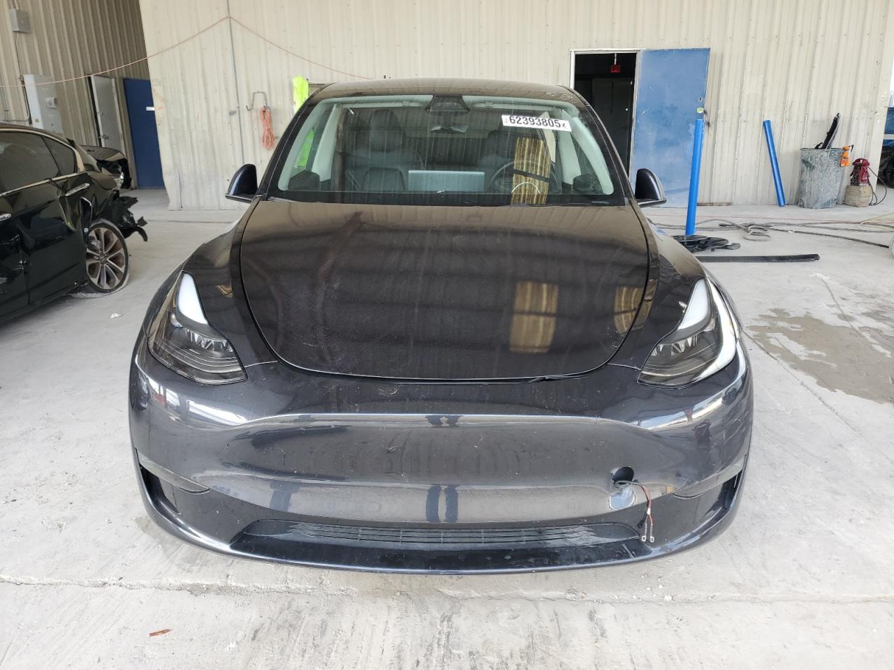 TESLA MODEL Y 2024 VIN 7SAYGDED4RF102968 фото 5