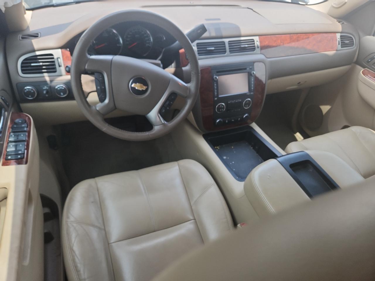 2013 Chevrolet Suburban K1500 Lt VIN: 1GNSKJE77DR349292 Lot: 59330285