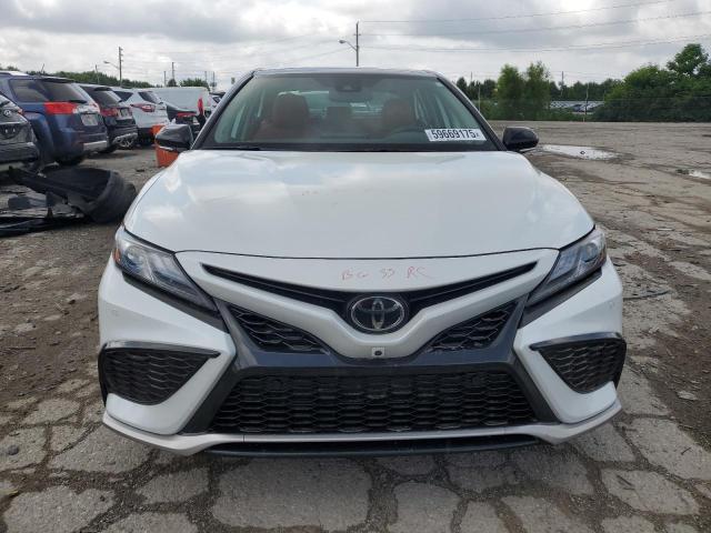  TOYOTA CAMRY 2024 Белы