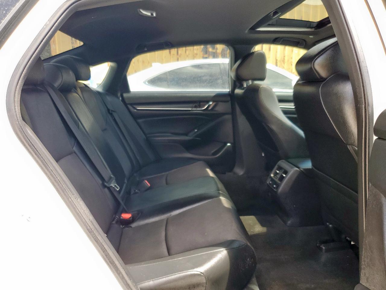 2022 Honda Accord Sport VIN: 1HGCV2F37NA022558 Lot: 61153665