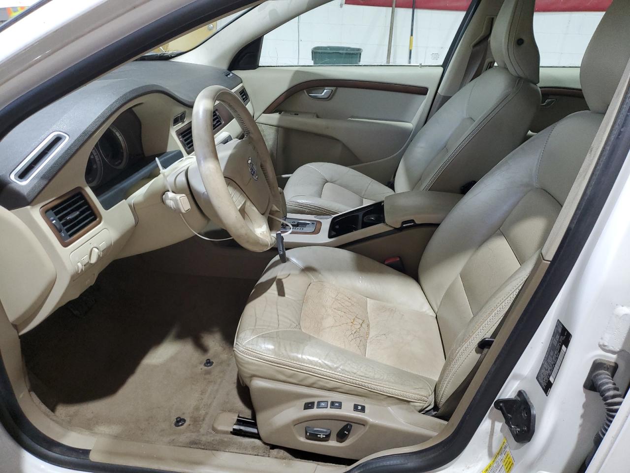 2010 Volvo Xc70 3.2 VIN: YV4960BZ3A1082963 Lot: 62388055