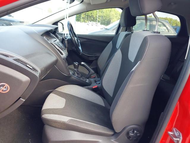 2014 FORD FOCUS 1.6 ZETEC NAVIGATOR 5DR