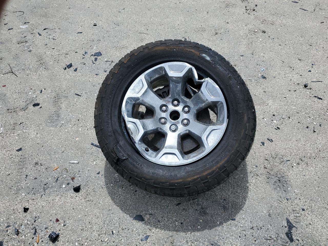 2019 Ram 1500 Big Horn/Lone Star VIN: 1C6RREFT9KN869494 Lot: 62676195