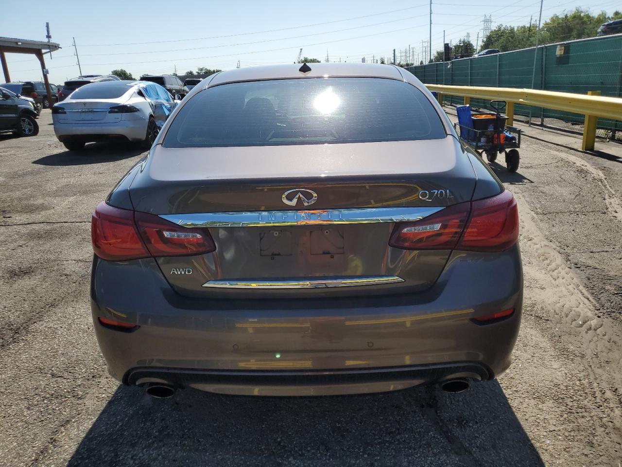2016 Infiniti Q70L 3.7 VIN: JN1BY1PR3GM720975 Lot: 62496665