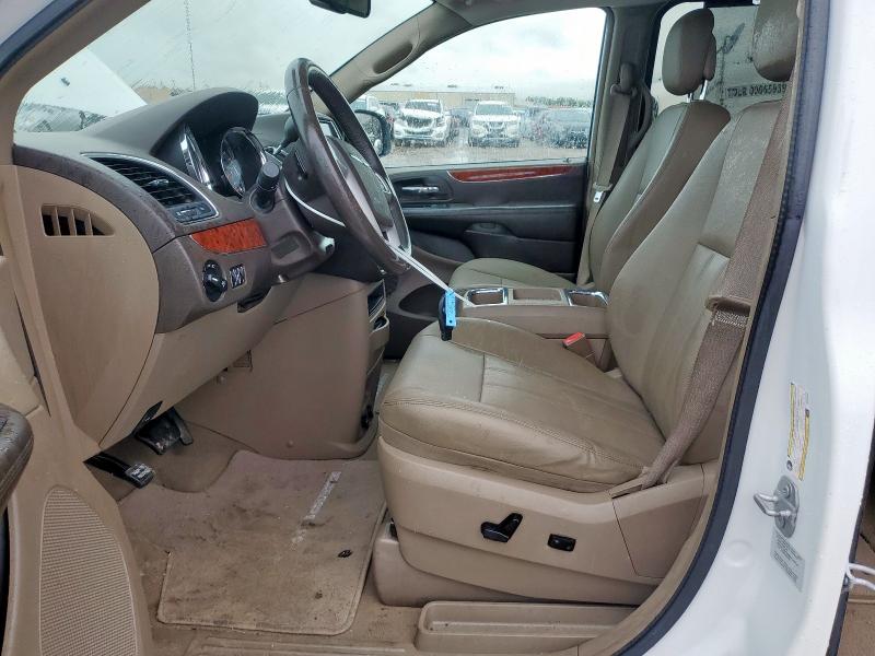  CHRYSLER MINIVAN 2016 White