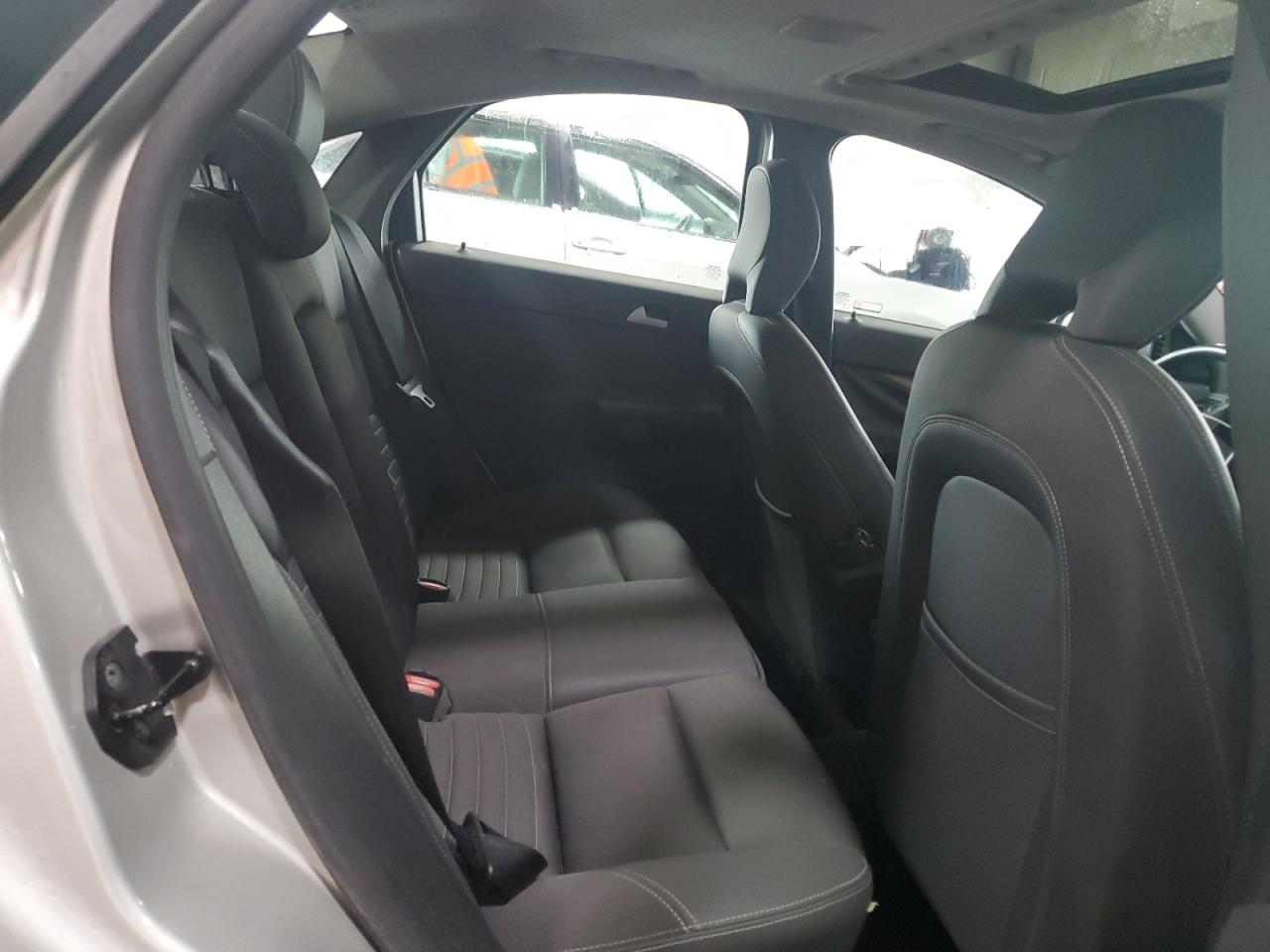 2007 Volvo S40 2.4I VIN: YV1MS382272301431 Lot: 60052955