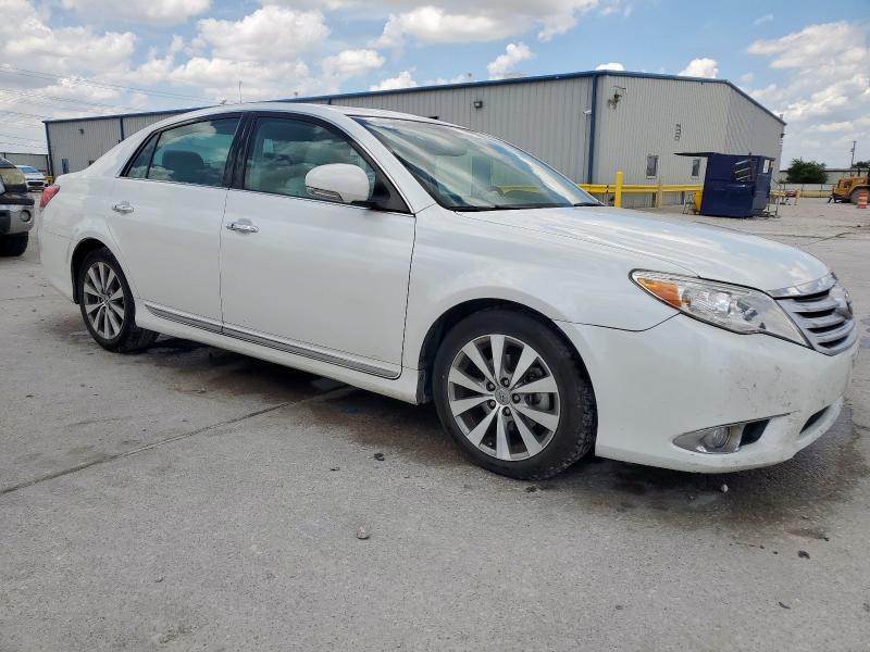  TOYOTA AVALON 2012 Biały