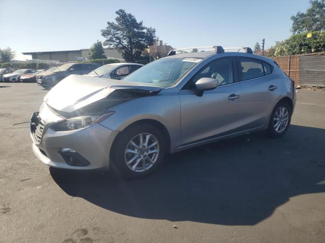 MAZDA 3 2015 Srebrny