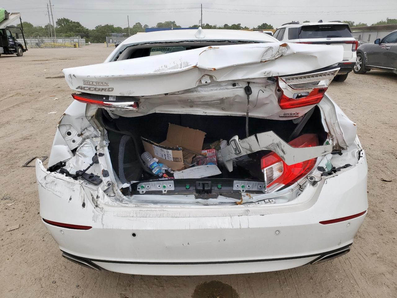 2022 Honda Accord Touring VIN: 1HGCV2F97NA009801 Lot: 61855215