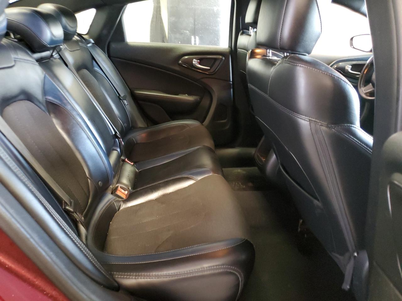 2015 Chrysler 200 S VIN: 1C3CCCBB5FN631878 Lot: 61072235
