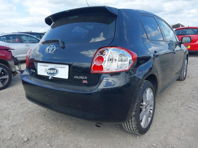 2008 TOYOTA AURIS SR V